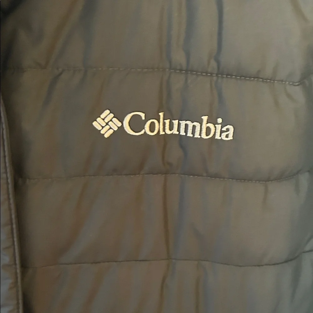 Columbia Men's Black Quilted Puffer Jacket - Picture 2 of 4